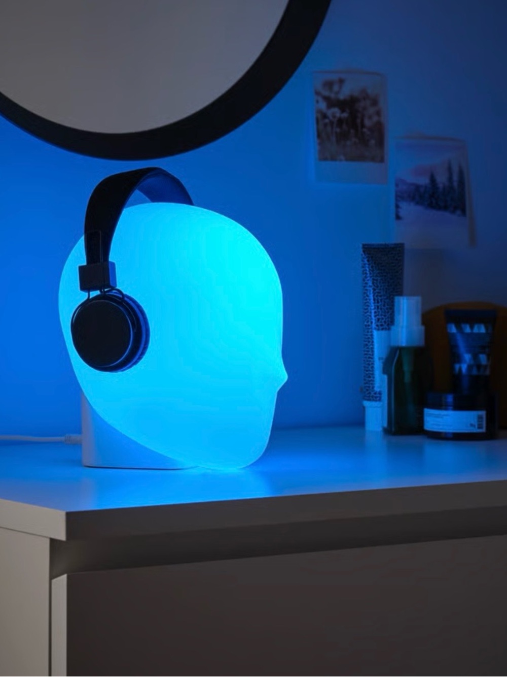 LED HEAD LAMP FOR holding headsets, hats, or to use alone as a lamp.